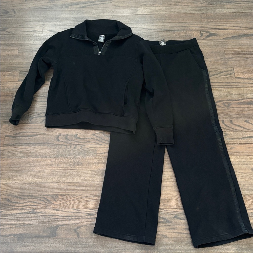 Avia Black Fleece Set for Women